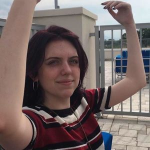 Meet your Posher, Alyssa